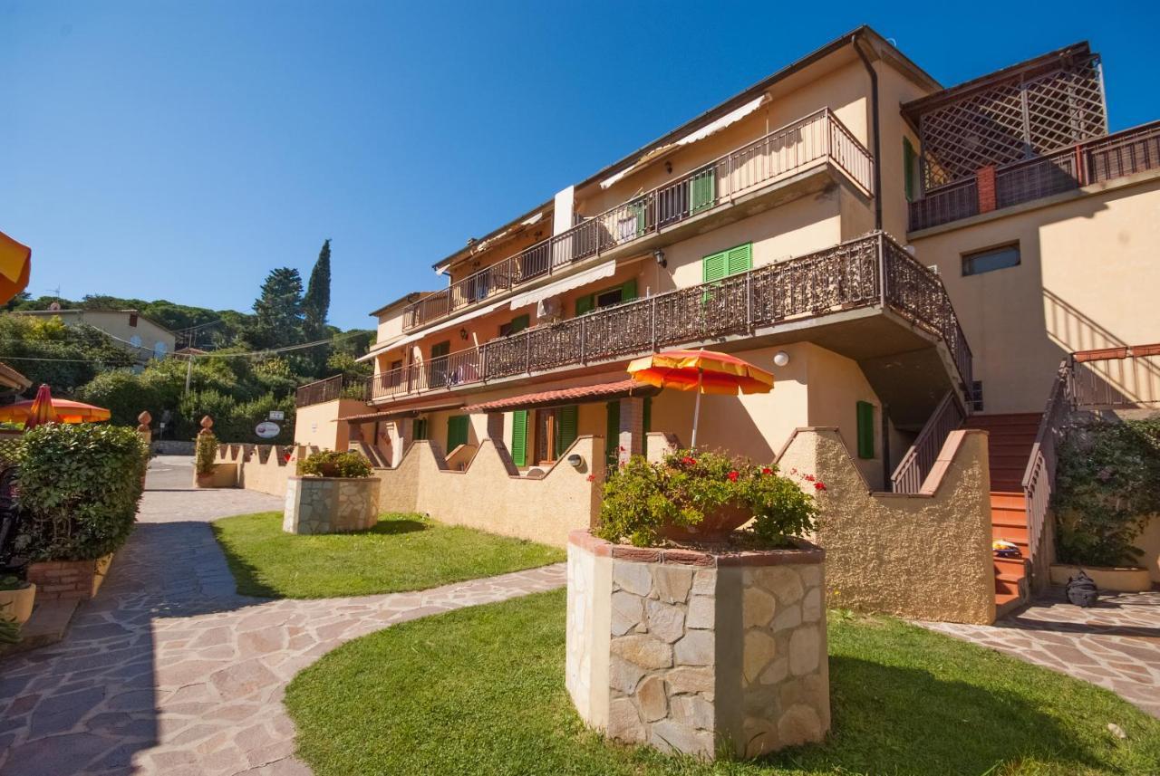 Residence La Valdana Capoliveri  Extérieur photo