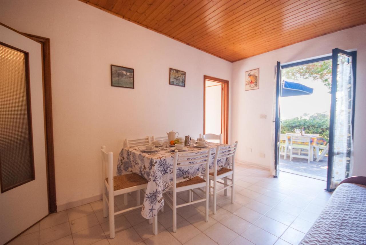 Residence La Valdana Capoliveri  Extérieur photo