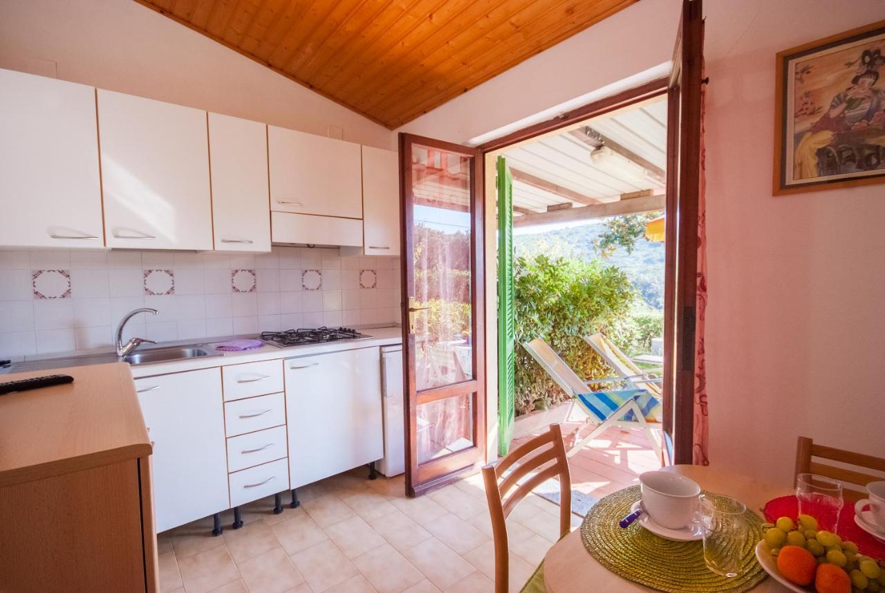 Residence La Valdana Capoliveri  Extérieur photo