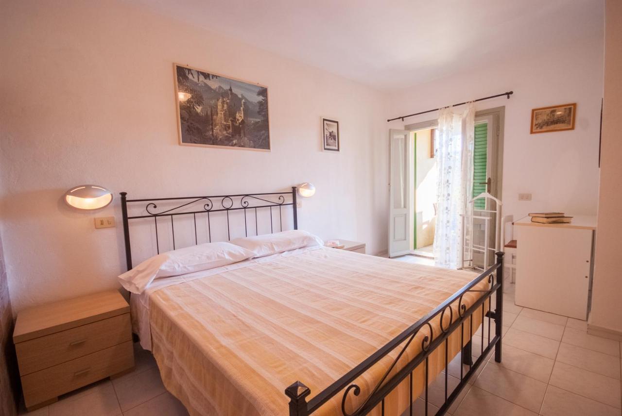 Residence La Valdana Capoliveri  Extérieur photo